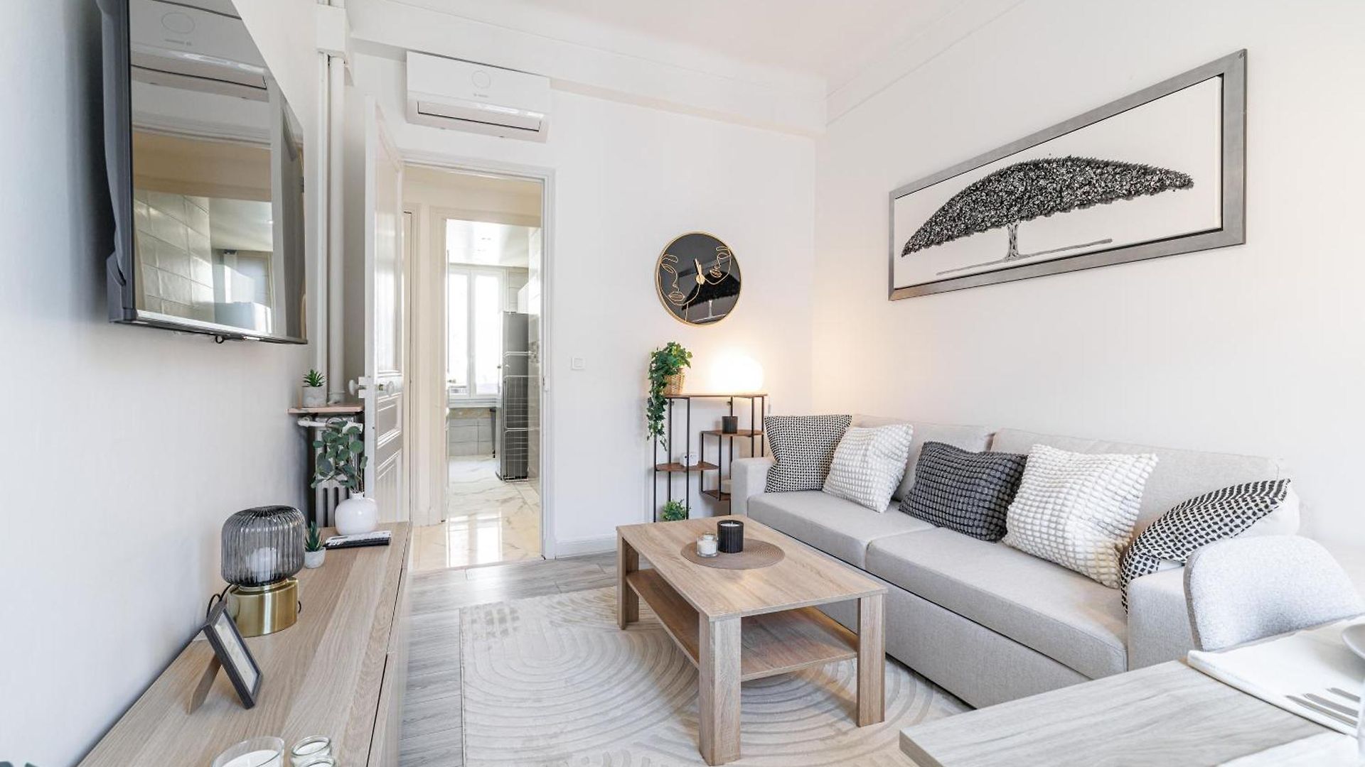 - Center, Wifi, Ac, 2-6 Pers Nice
