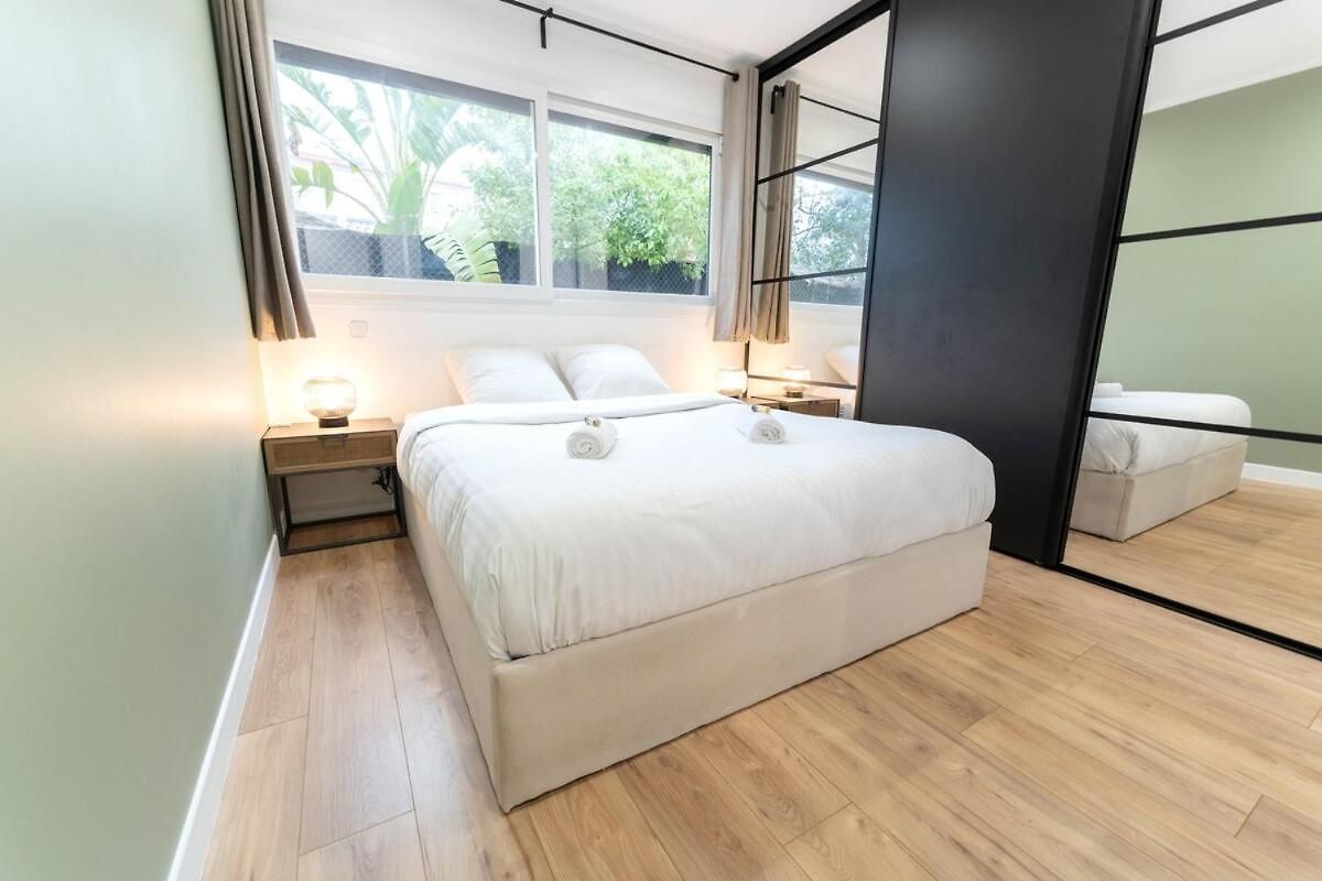 Apartment Magnifique Avec Piscine Et Jardin *