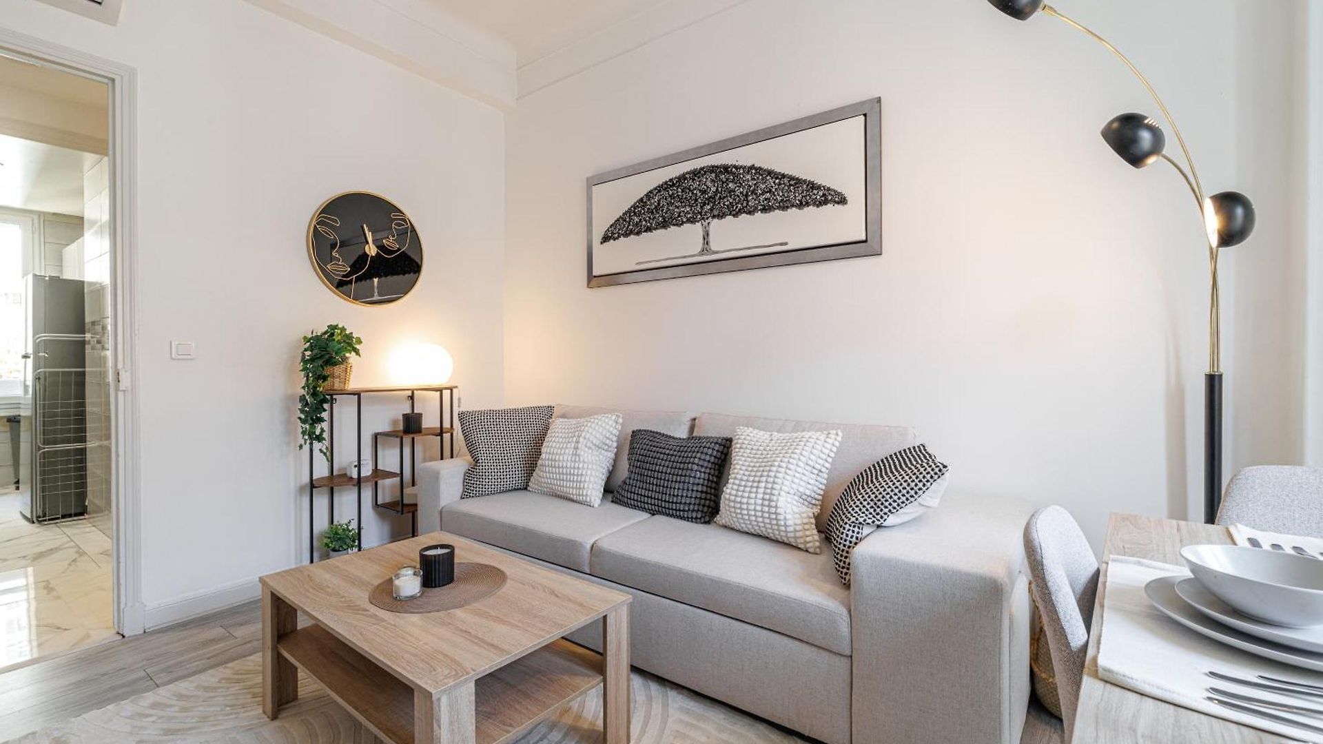 - Center, Wifi, Ac, 2-6 Pers *