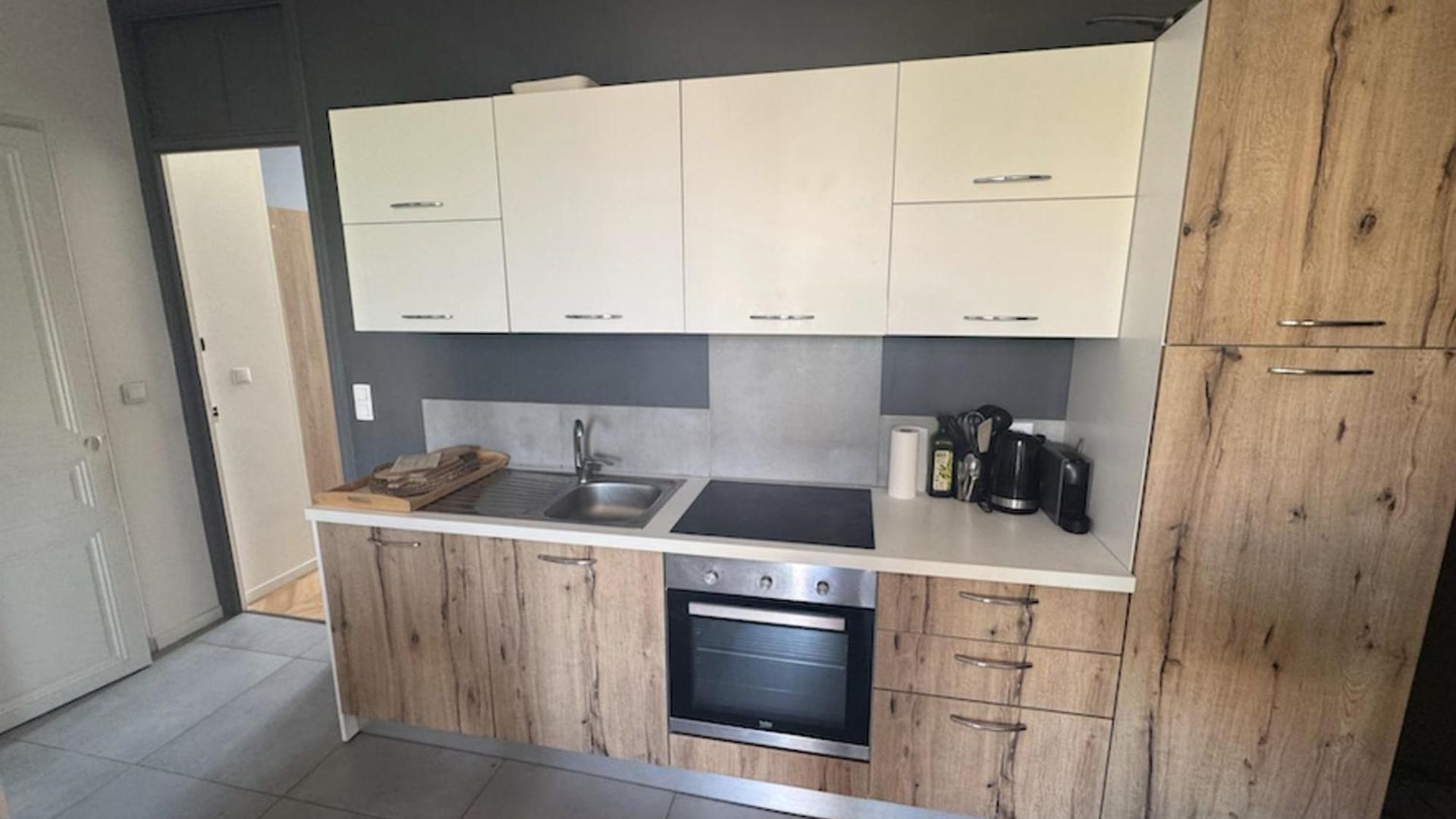Apartment Spacious 3bdr Near The Exhibition Center *