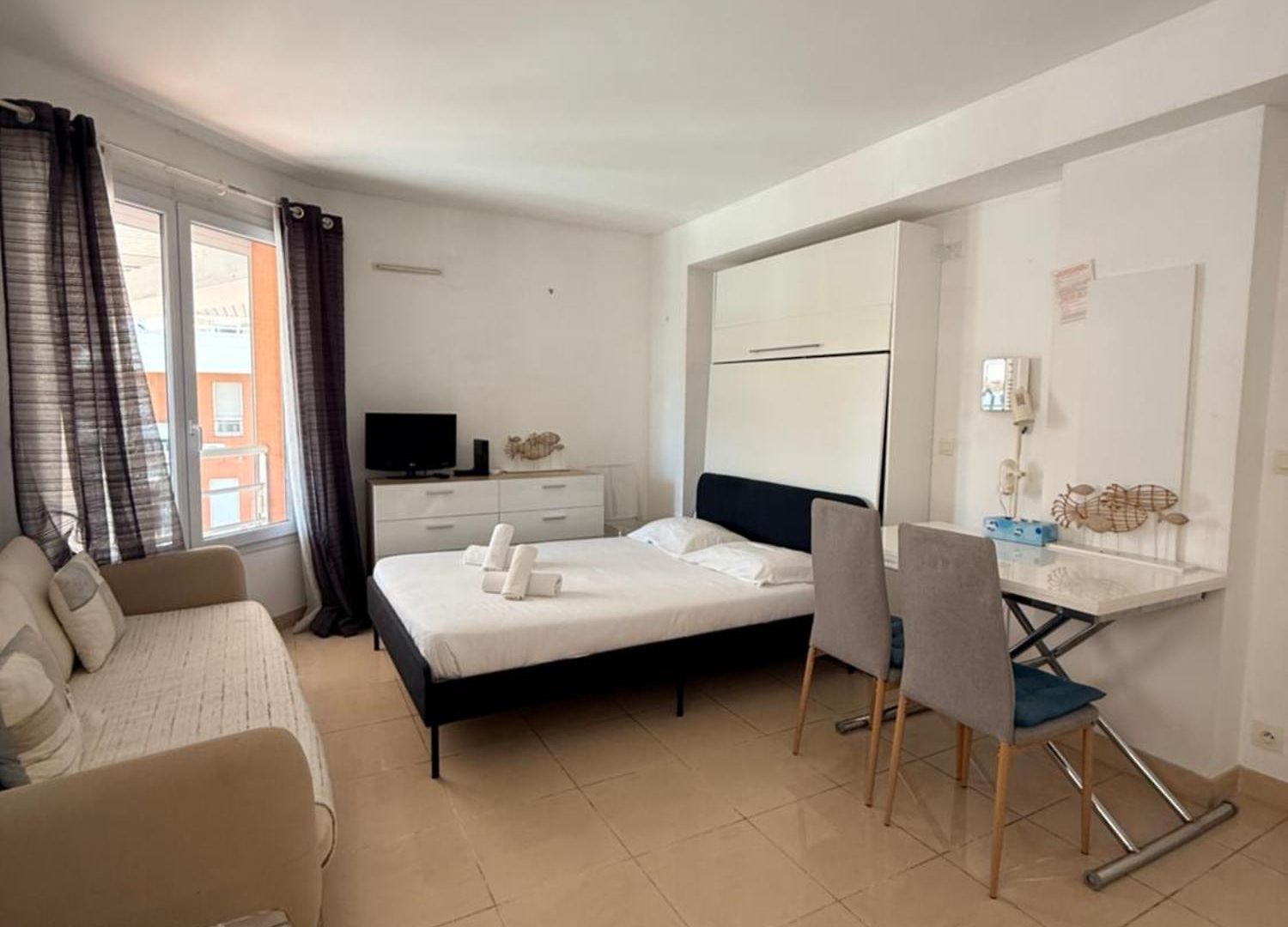 Perfect Airport Apartment Nice