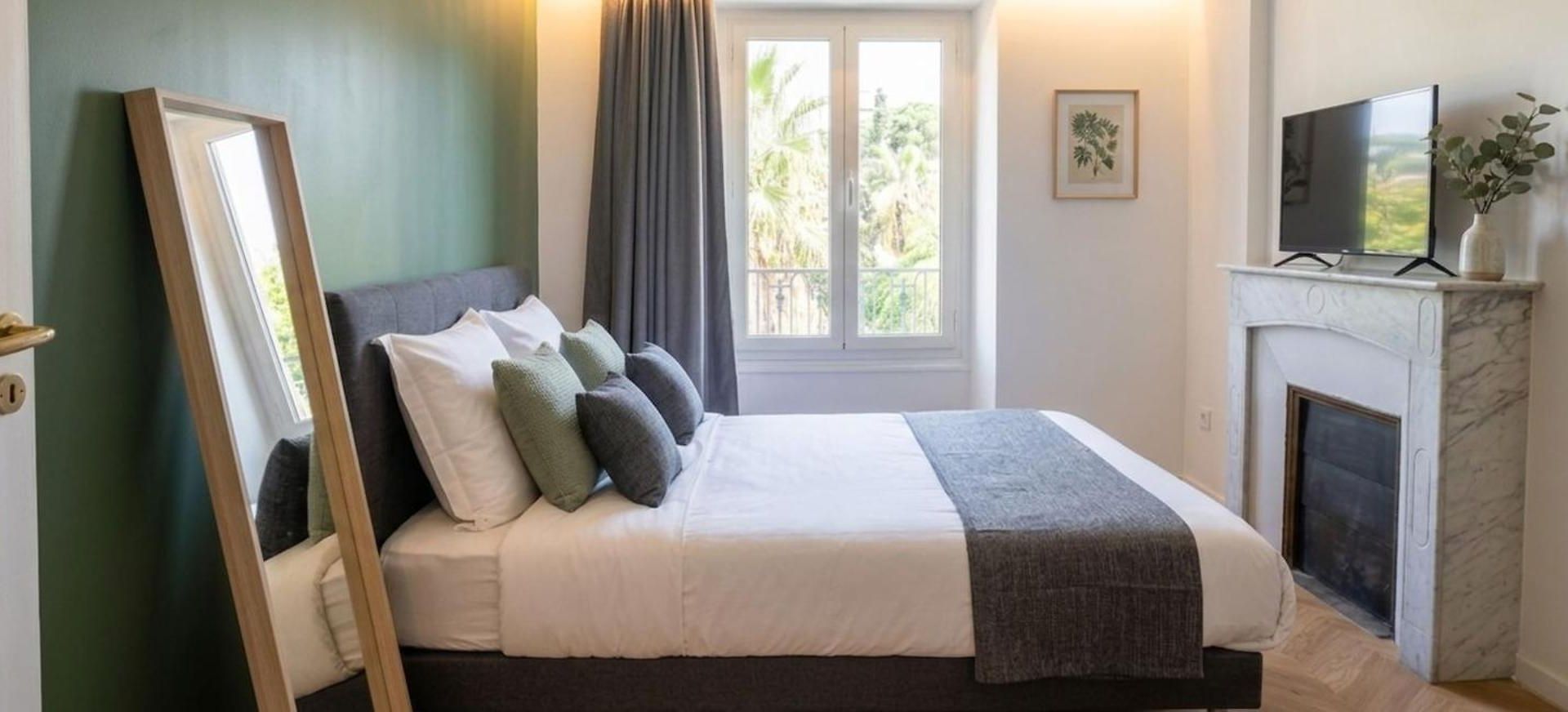 Apartment Spacious 3bdr Near The Exhibition Center