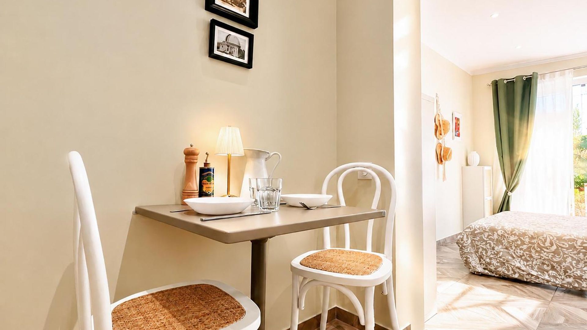 Apartment Le Petit - 4 Studios, 2 With Private Terrace - Centre *