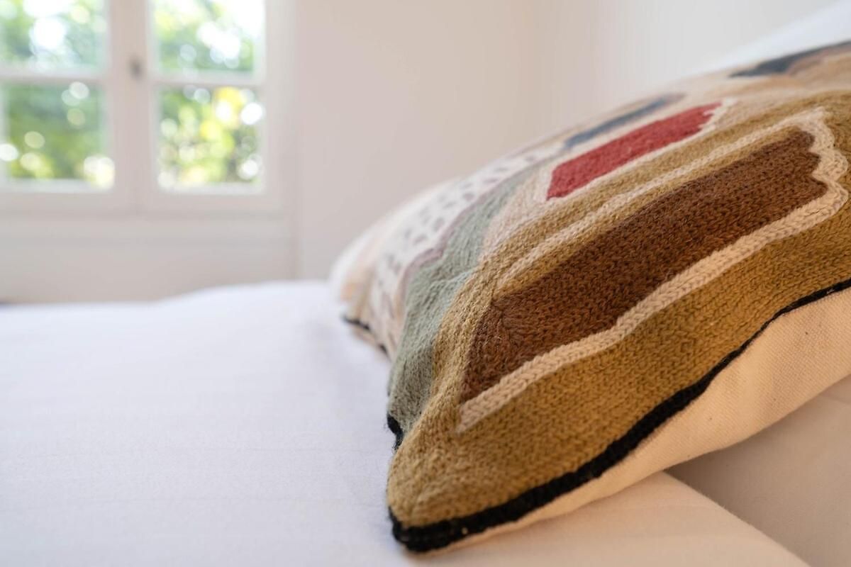 Magnifique Rez De Jardin Port Apartment *
