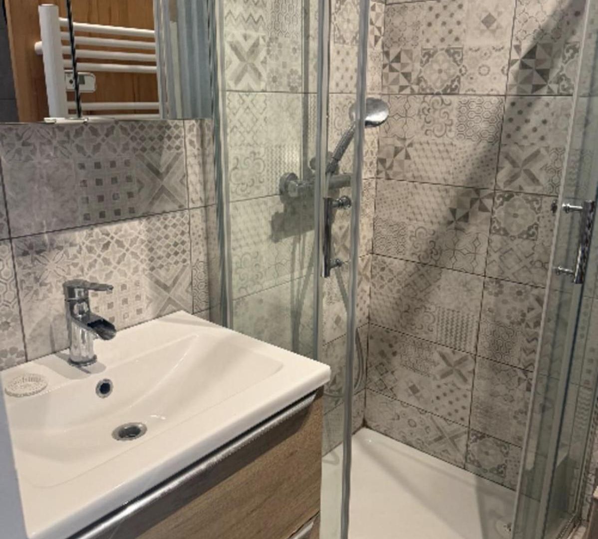 Spacious 3bdr Near The Exhibition Center * Nice
