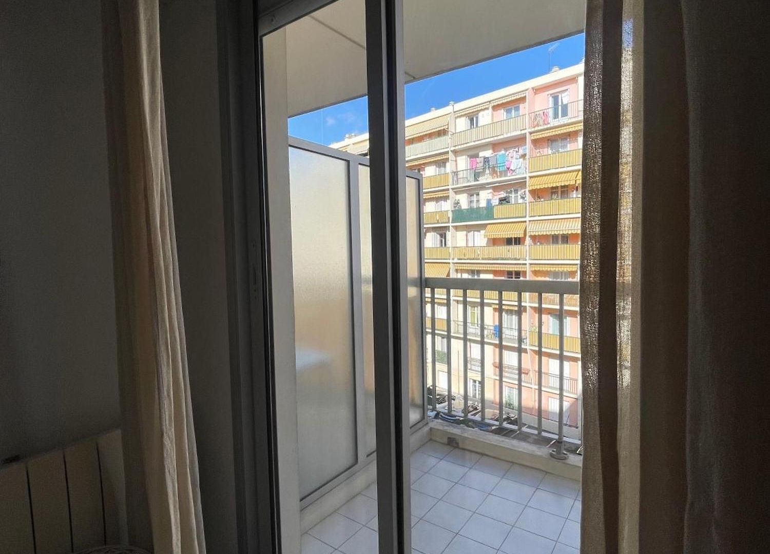 Apppartement Avec Terrasse - 2 à 4 Personnes