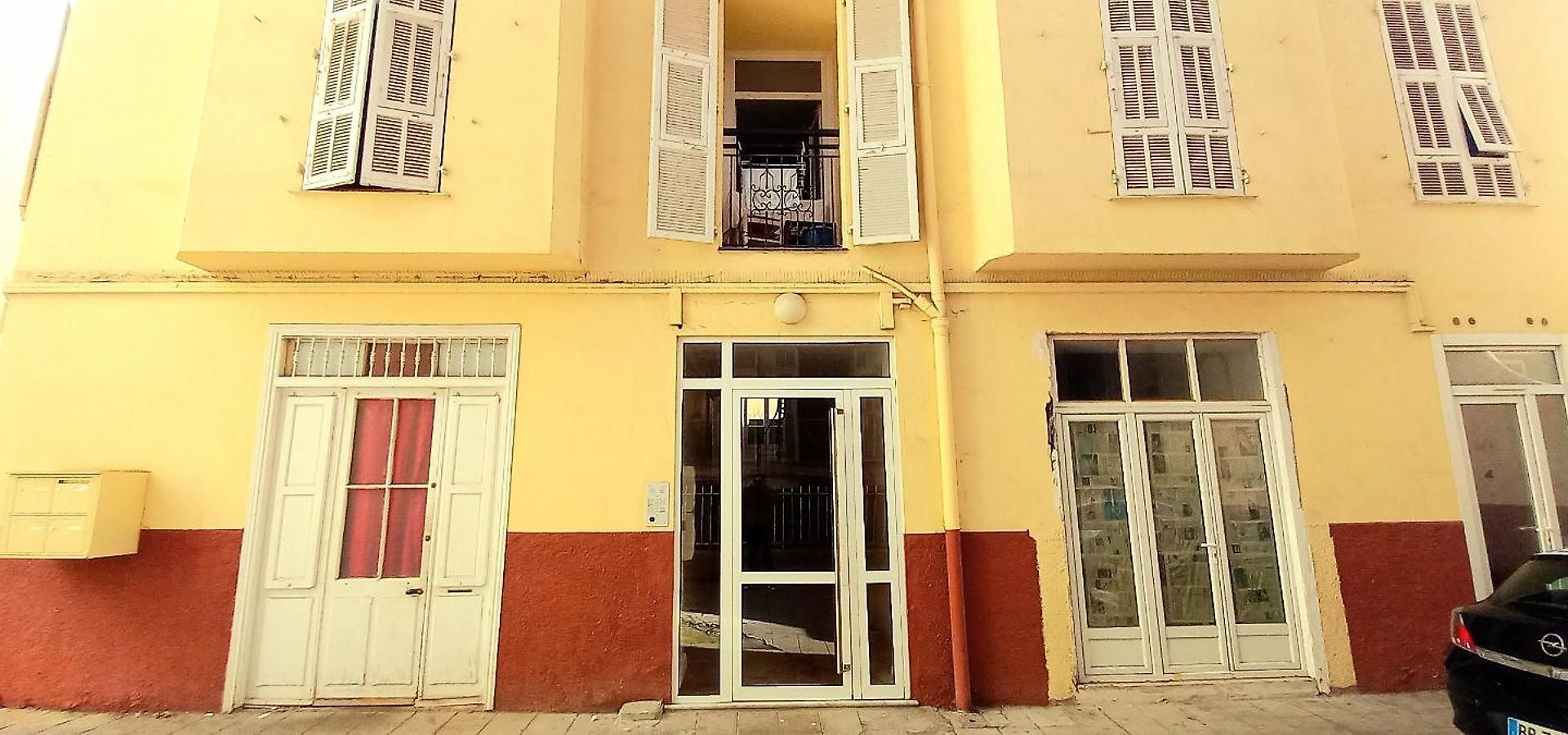 Au Coeur De La Apartment
