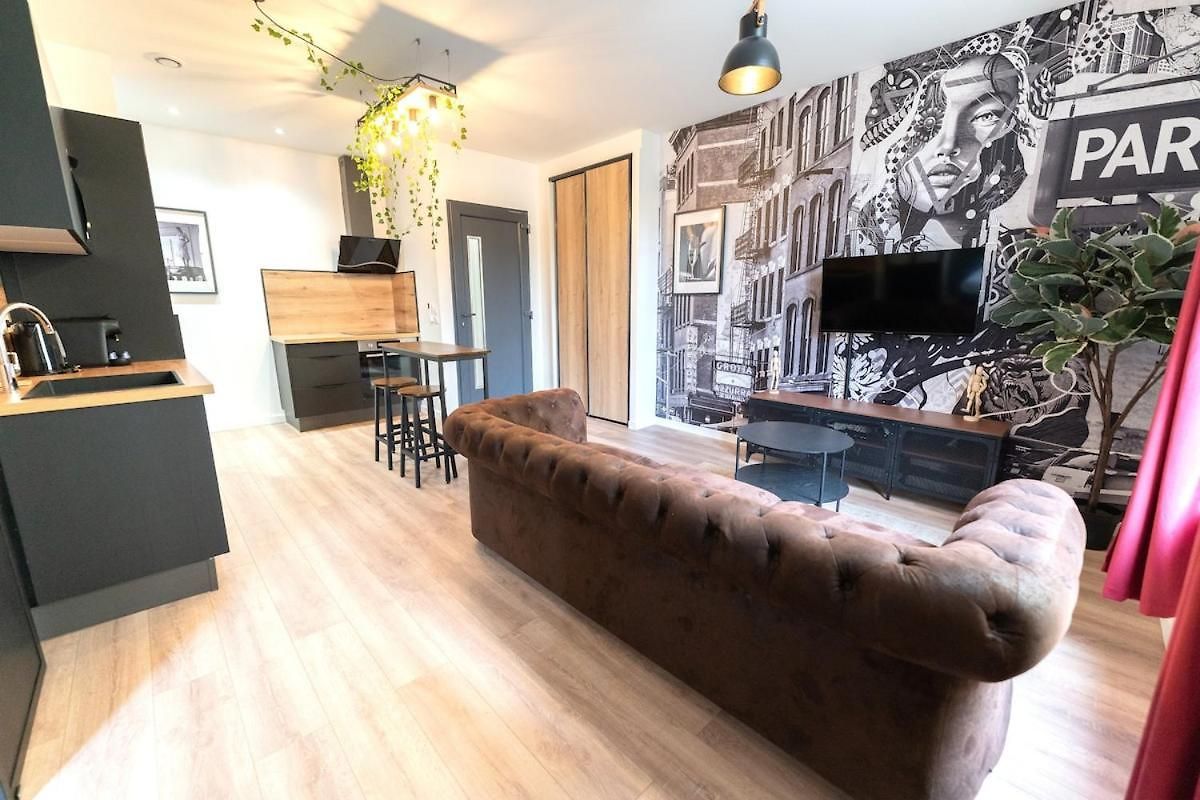 Apartment Loft Climatise - Proche De La - Jacuzzi - Centre