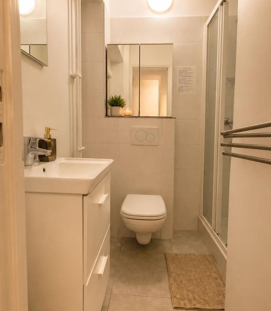 Apartment Charming With Terrace In *