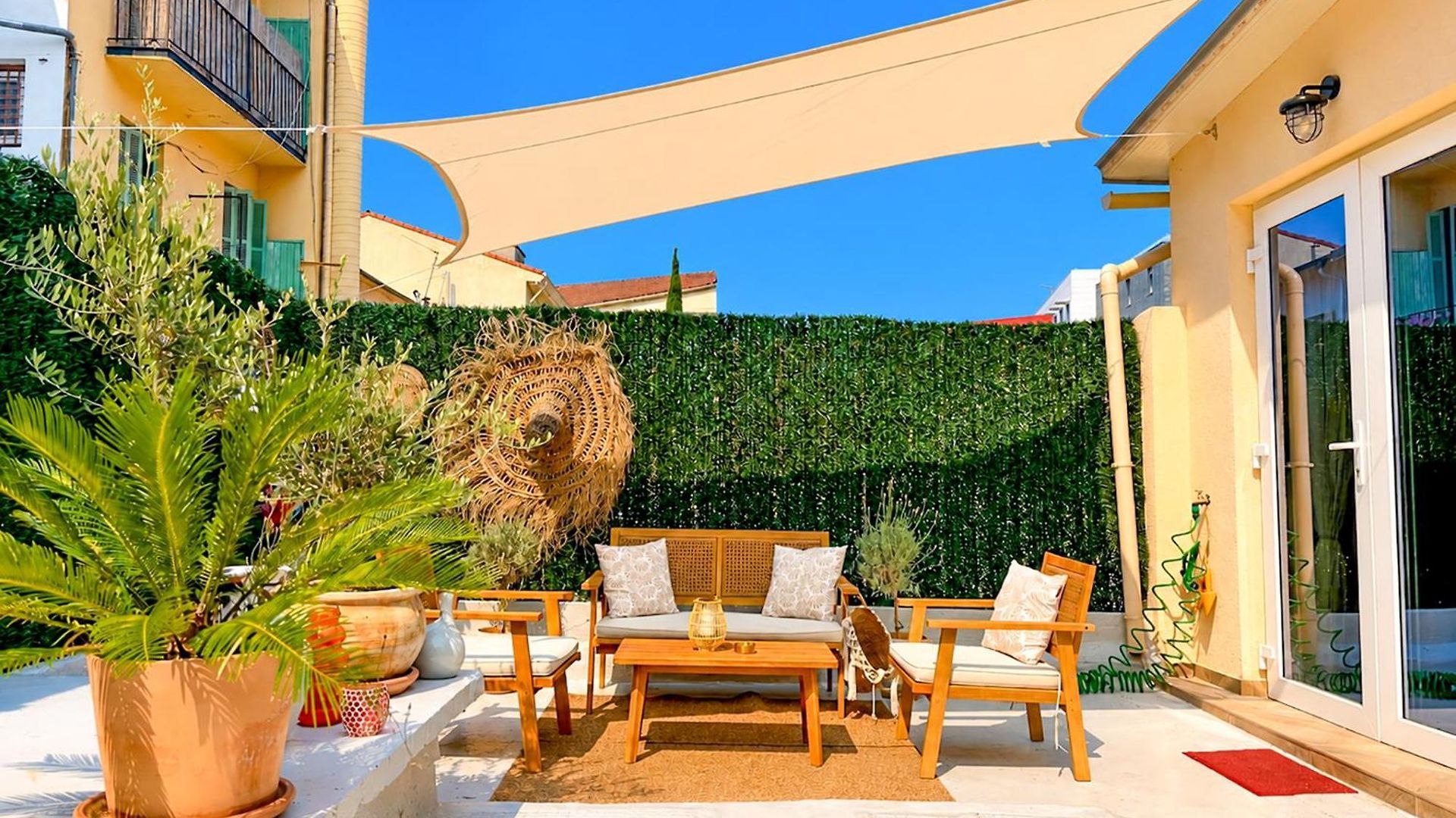 Le Petit - 4 Studios, 2 With Private Terrace - Centre * Nice