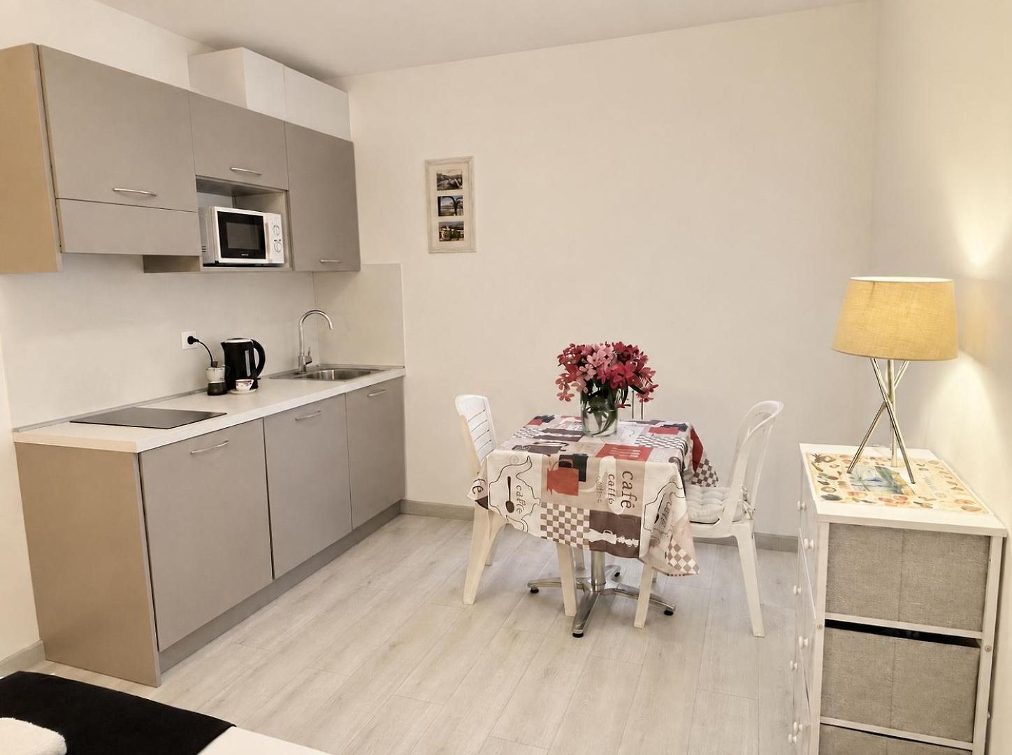 Seaside Place, Beach, Free Wi Fi, Parking Nice