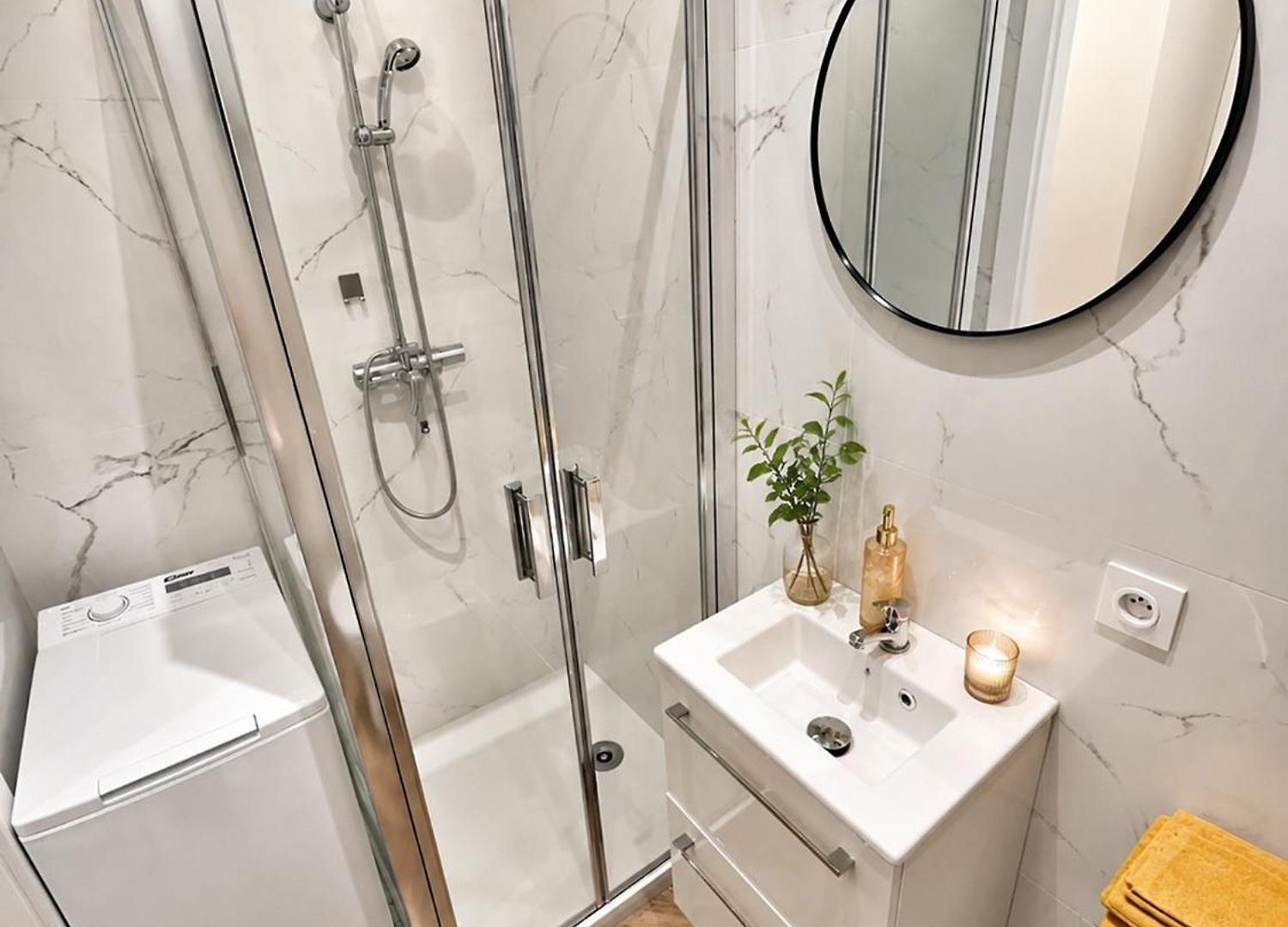 Apartment Le Petit - 4 Studios, 2 With Private Terrace - Centre Nice