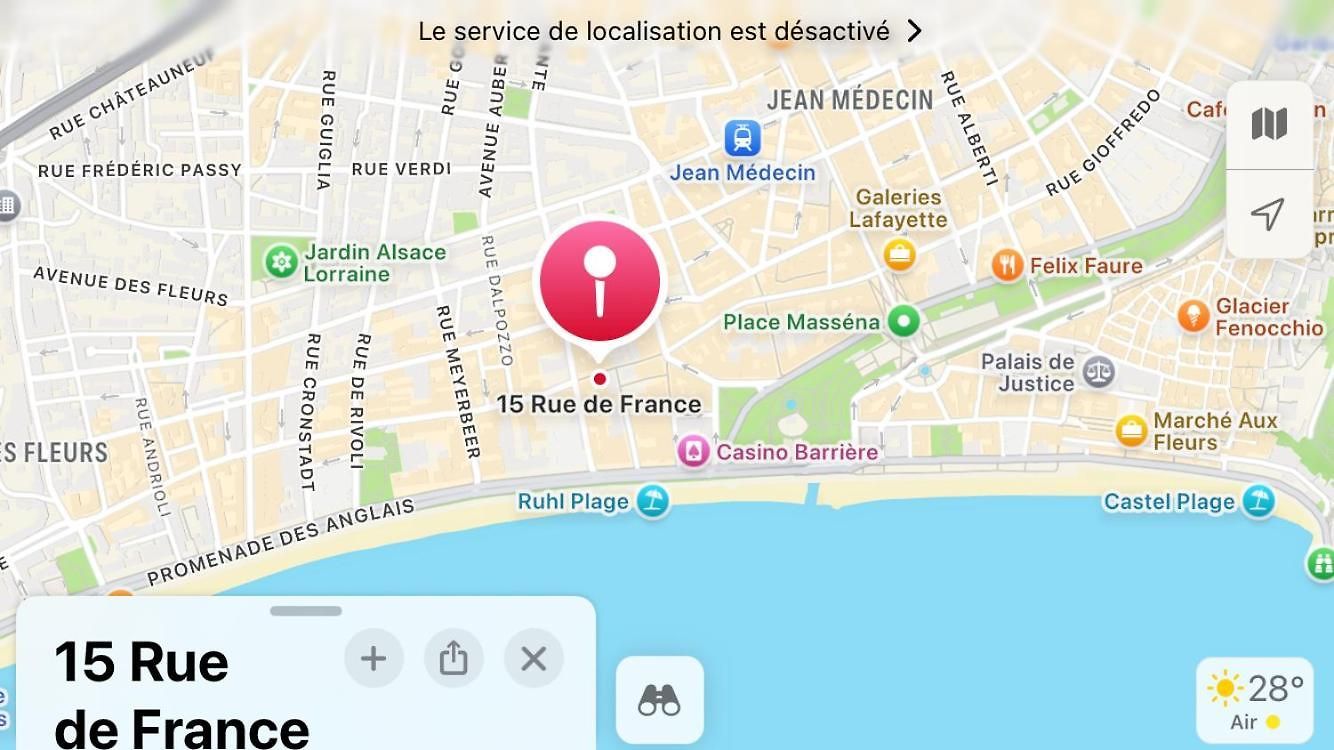 Mansarde Plein Centre Et A 5 Mn Des Plages *