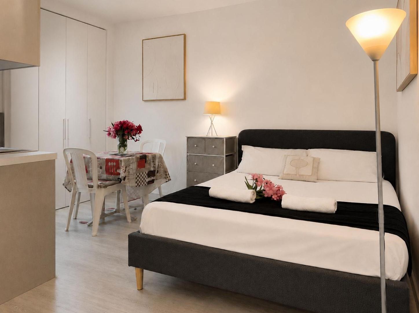 Seaside Place, Beach, Free Wi Fi, Parking Apartment *