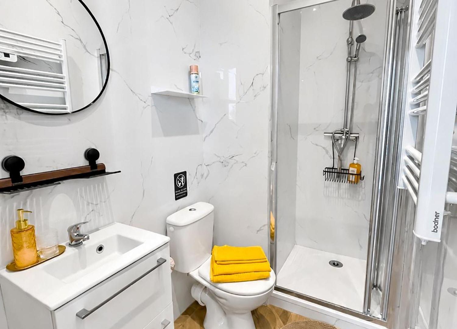 Apartment Le Petit - 4 Studios, 2 With Private Terrace - Centre Nice