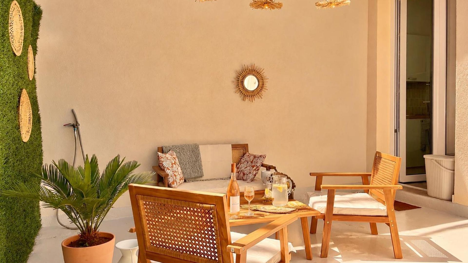 Apartment Le Petit - 4 Studios, 2 With Private Terrace - Centre Nice
