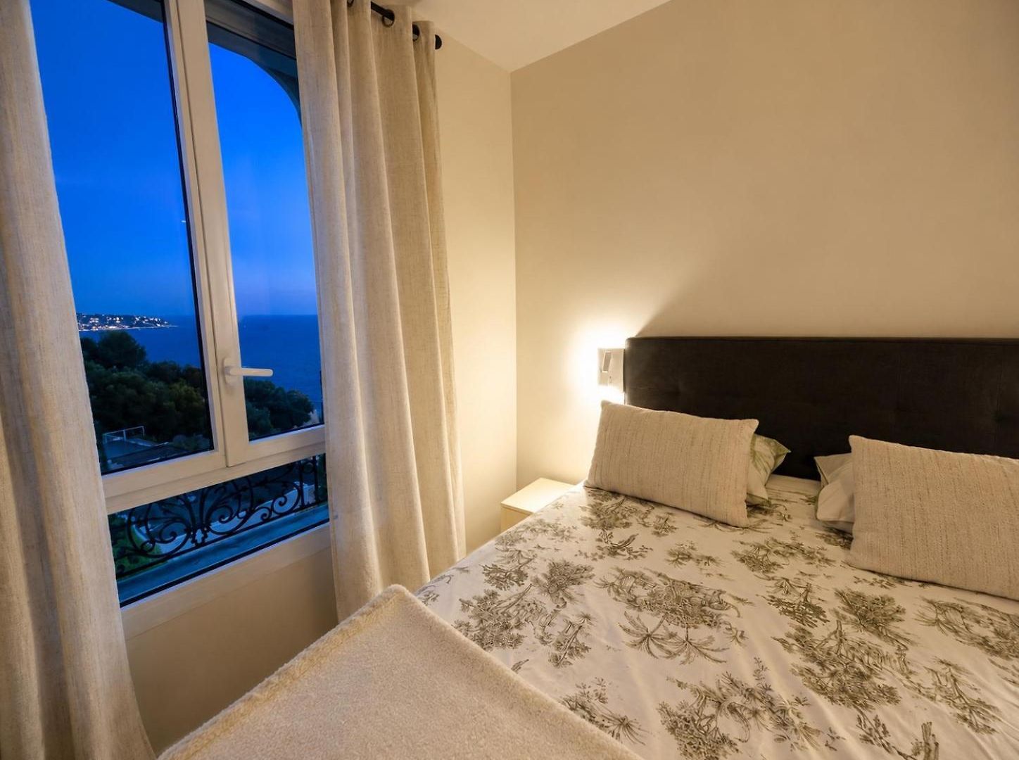 New - Sea View - Splendid