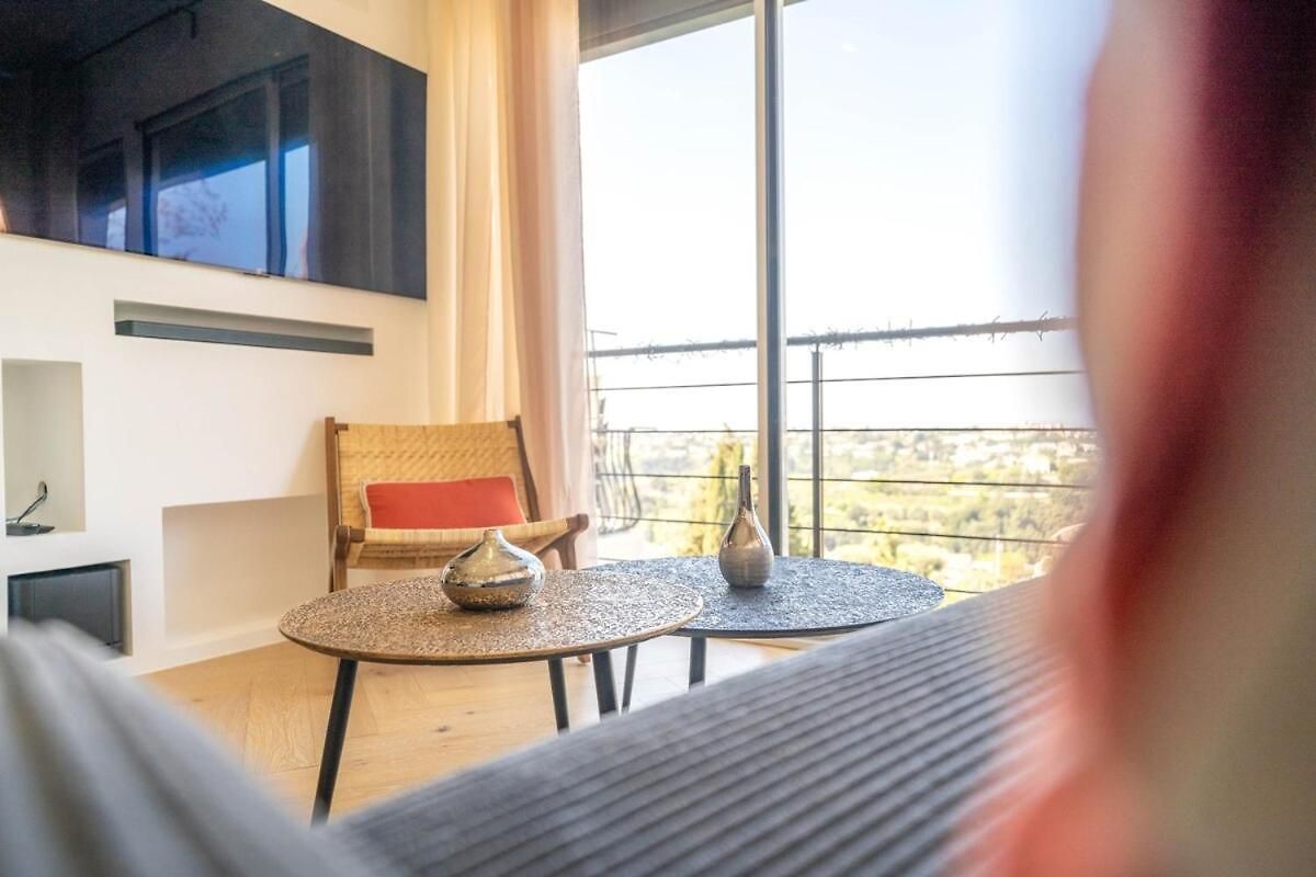 Magnifique Avec Piscine Et Jardin Apartment