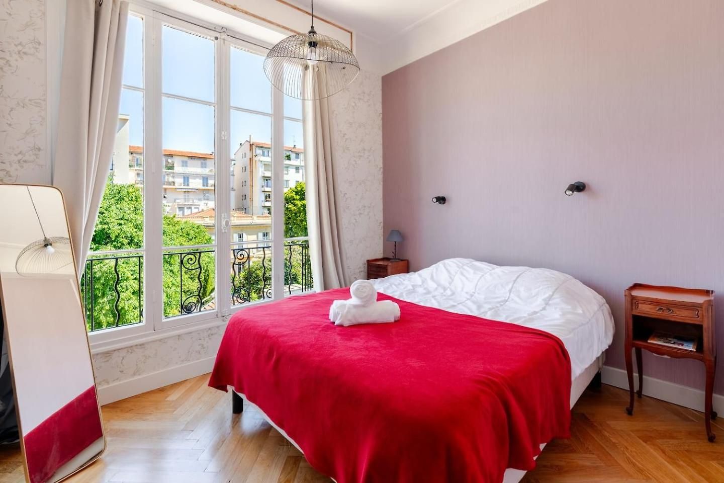 Apartment Rare 100m Gem In 5 Min To The Sea Nice