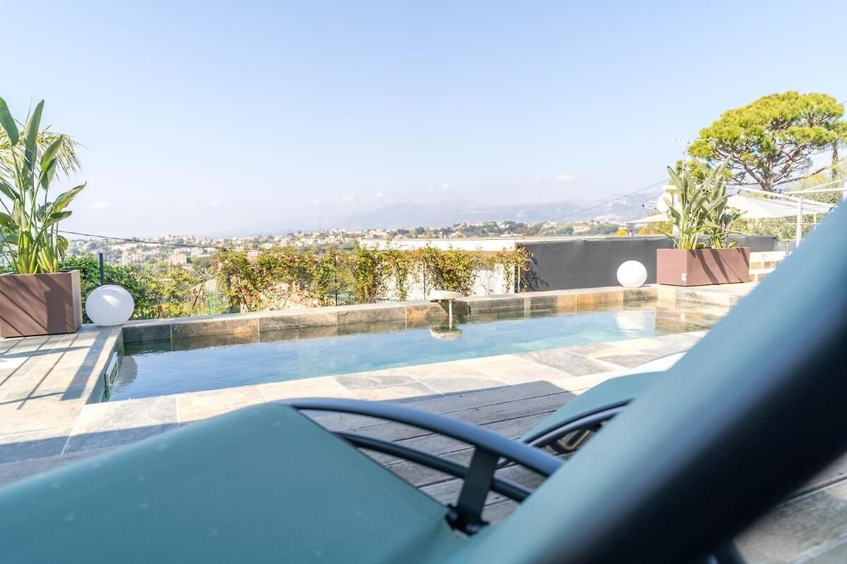 Magnifique Avec Piscine Et Jardin Apartment Nice