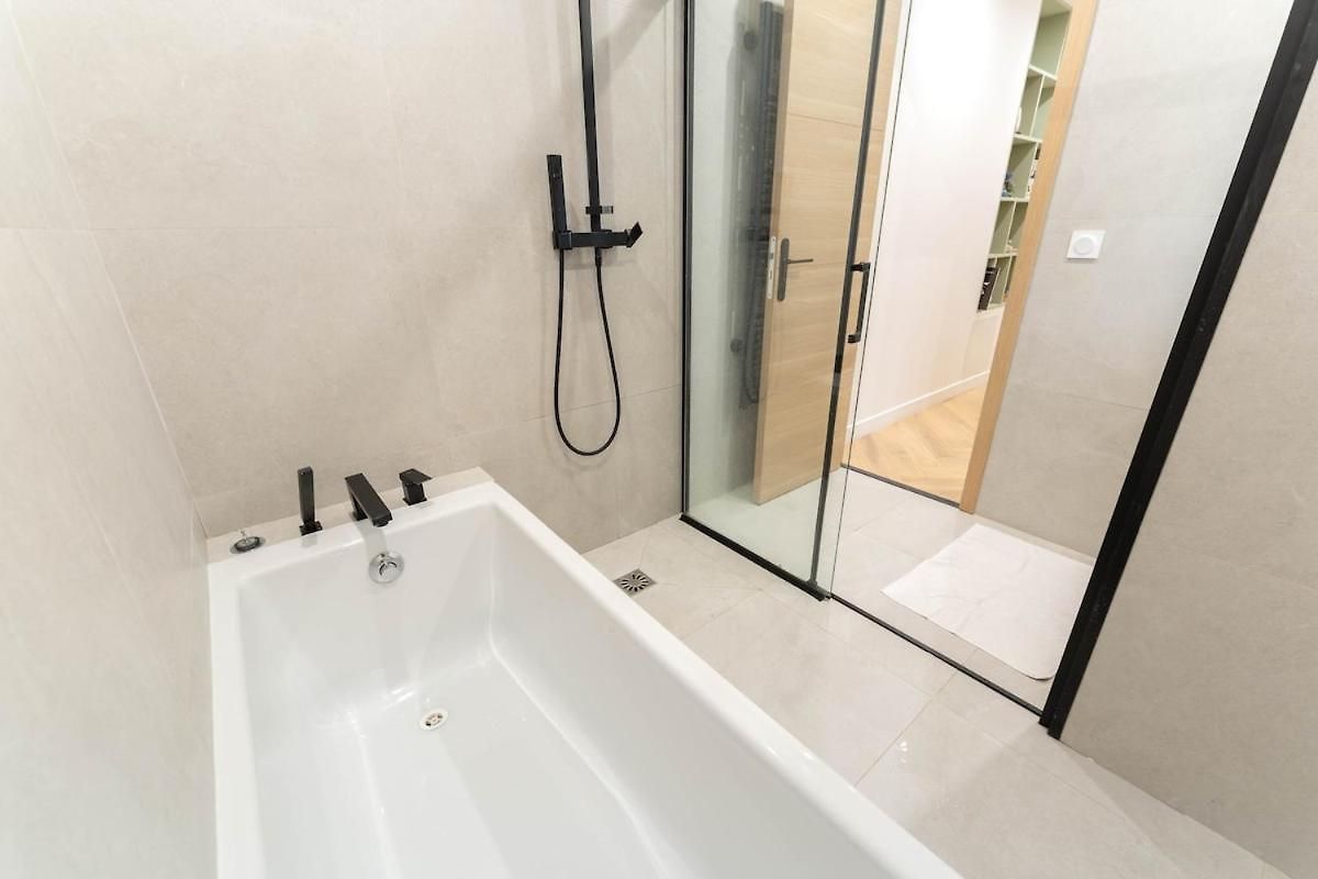 Magnifique Avec Piscine Et Jardin Apartment