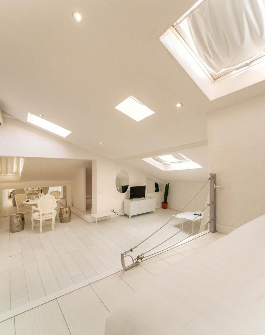 Bc Spacieux Et Atypique 3p, Vieille-ville Apartment *