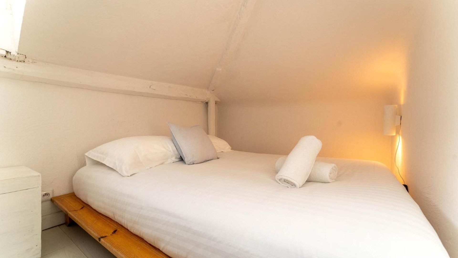 Bc Spacieux Et Atypique 3p, Vieille-ville Apartment *