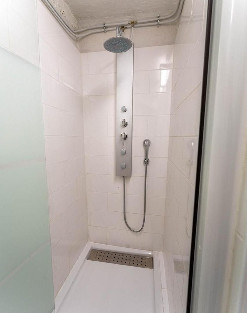 Apartment Bc Spacieux Et Atypique 3p, Vieille-ville Nice