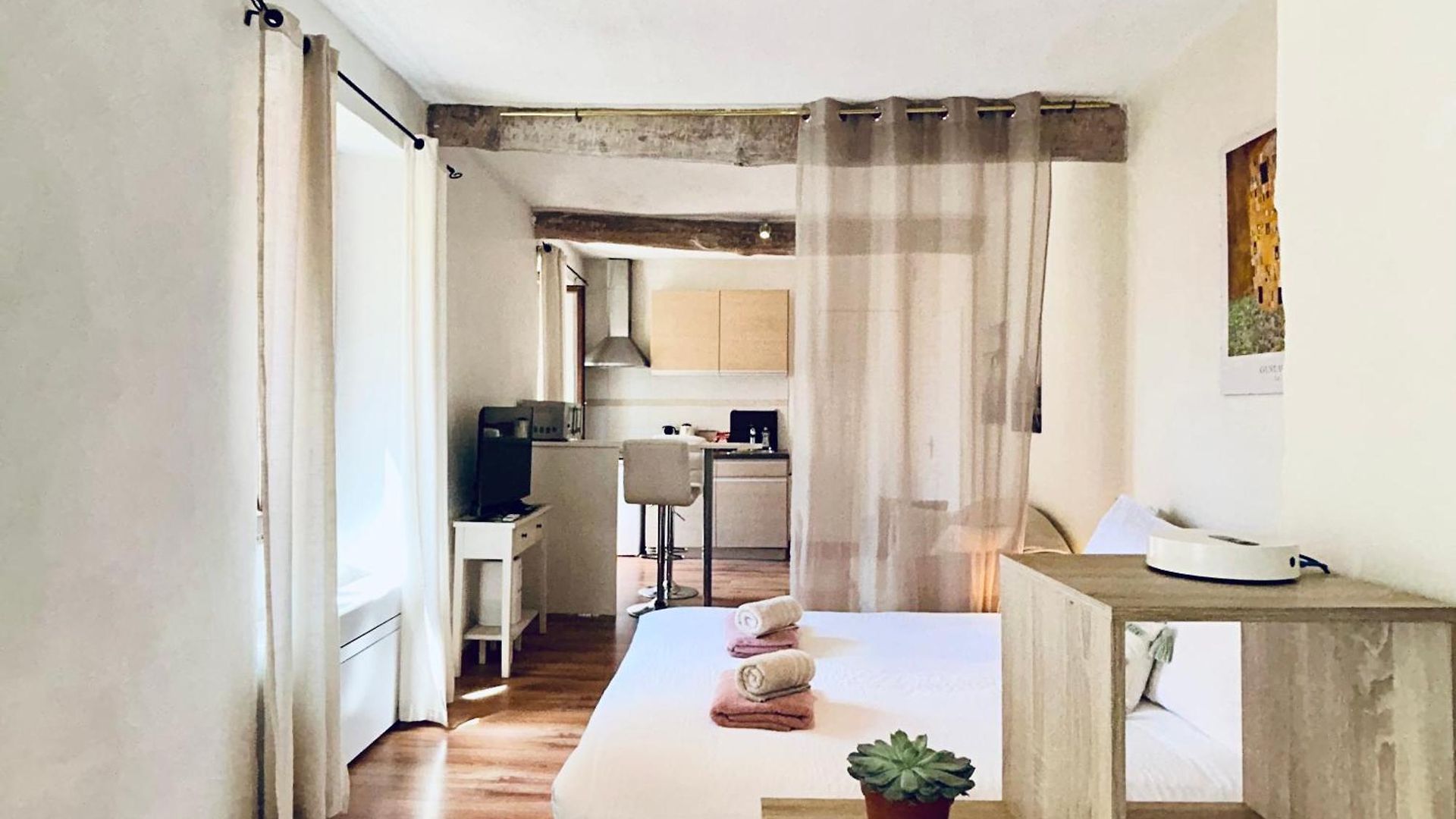 Seabnb - Little Palm - Seaside - 1 Min Walk To & Tram * Nice
