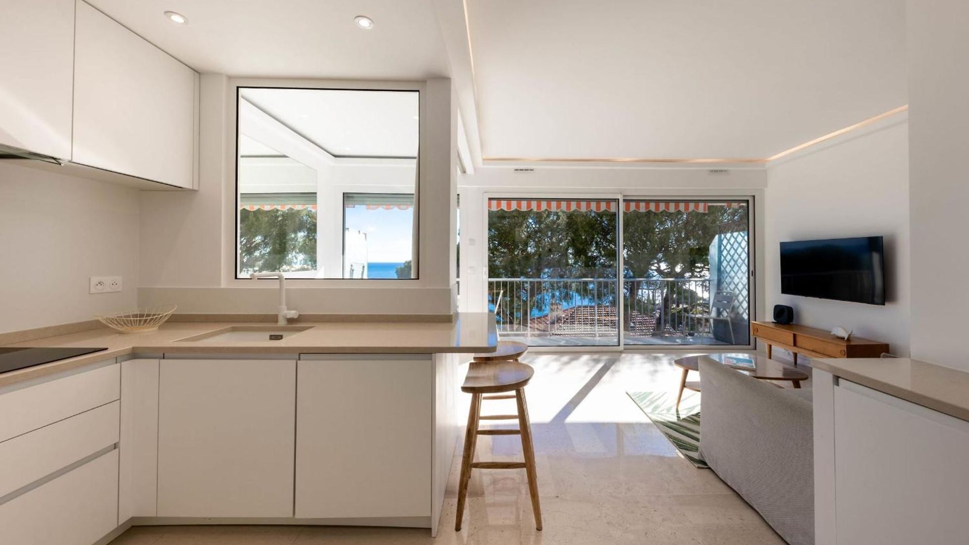 06db Magnificent Flat With Incredible View Mont Boron