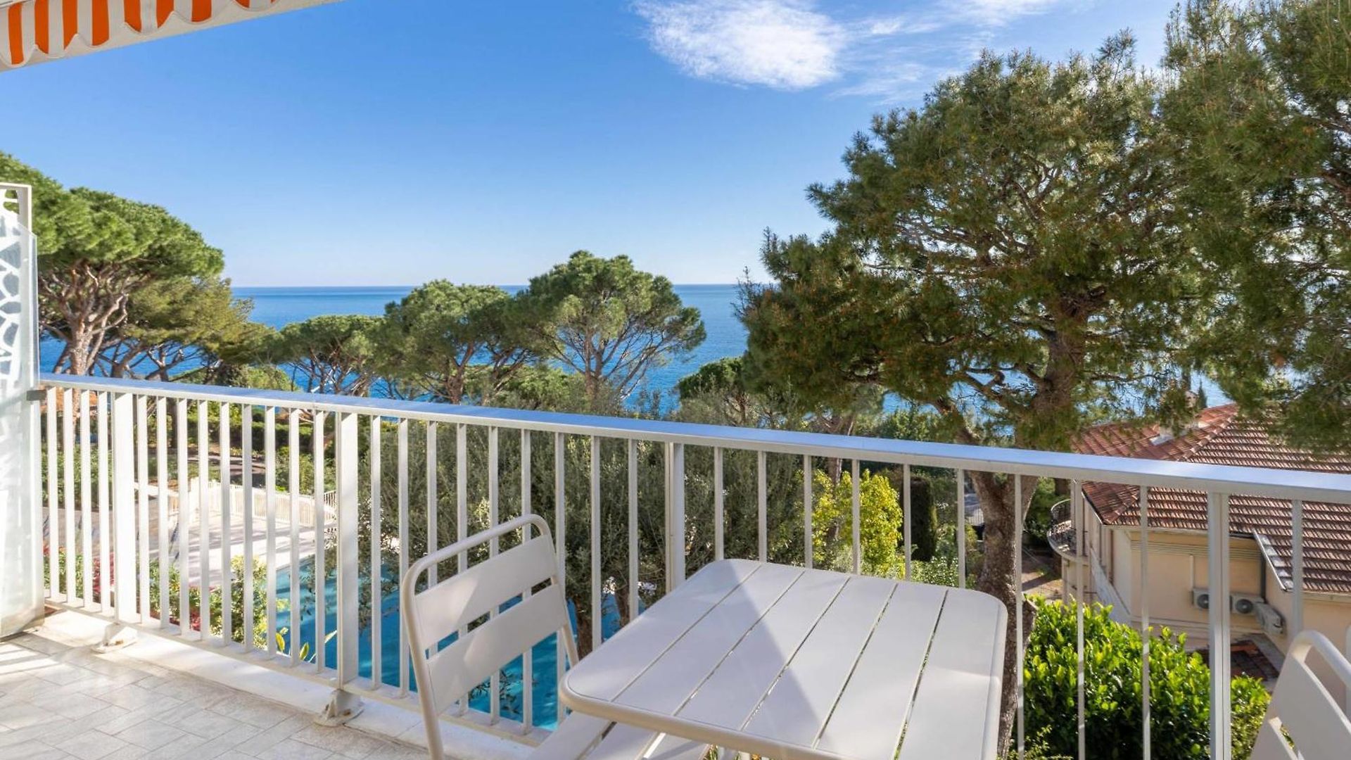 06db Magnificent Flat With Incredible View Mont Boron Nice