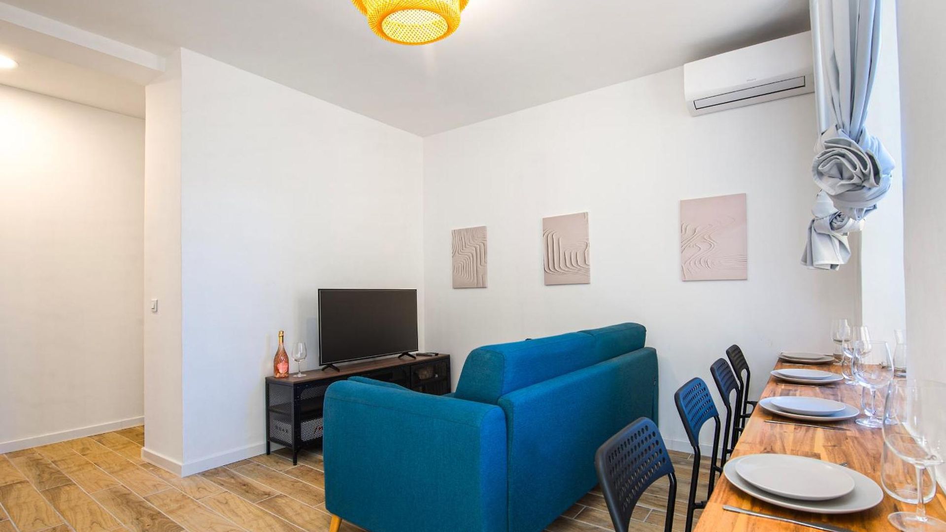 Nice, 3-room Refurbished Near Train Station *