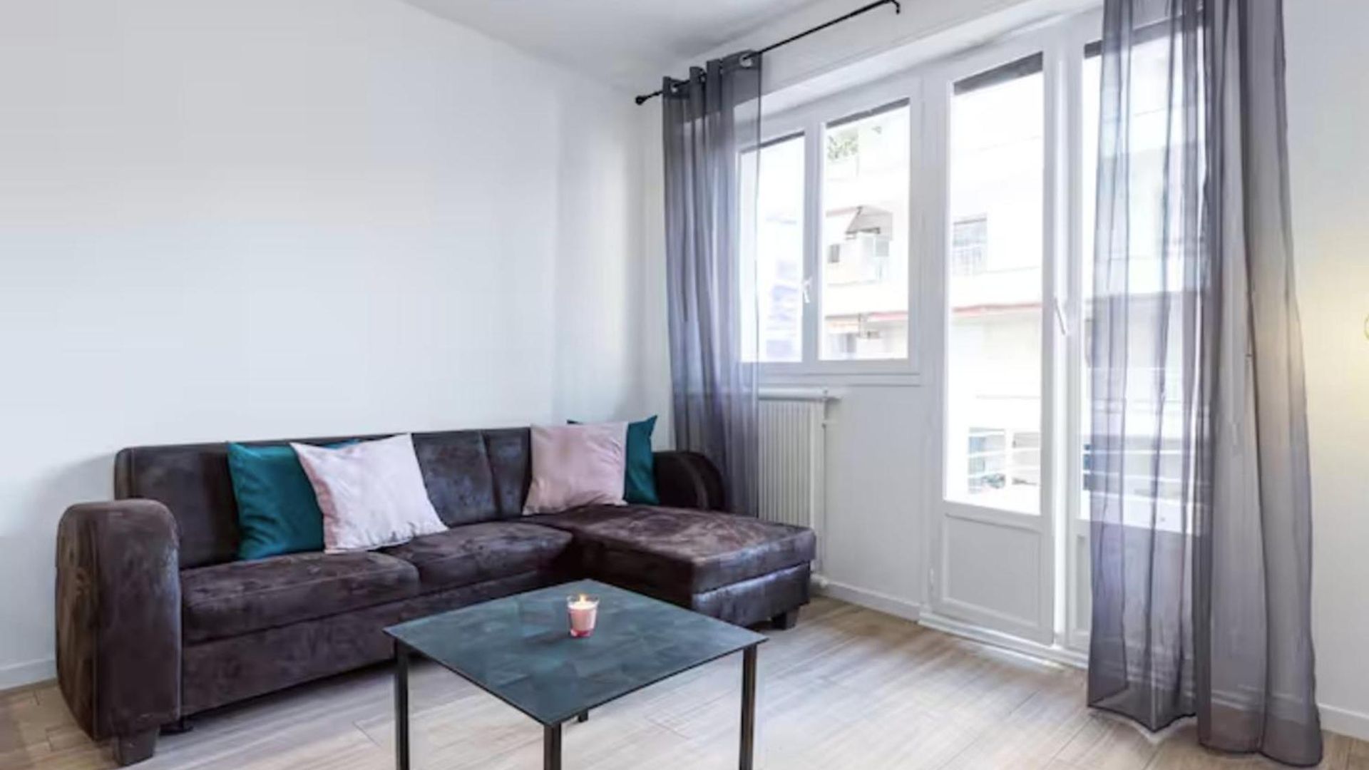 Apartment Beautiful 2 Bedrooms Close To The Sea Nice