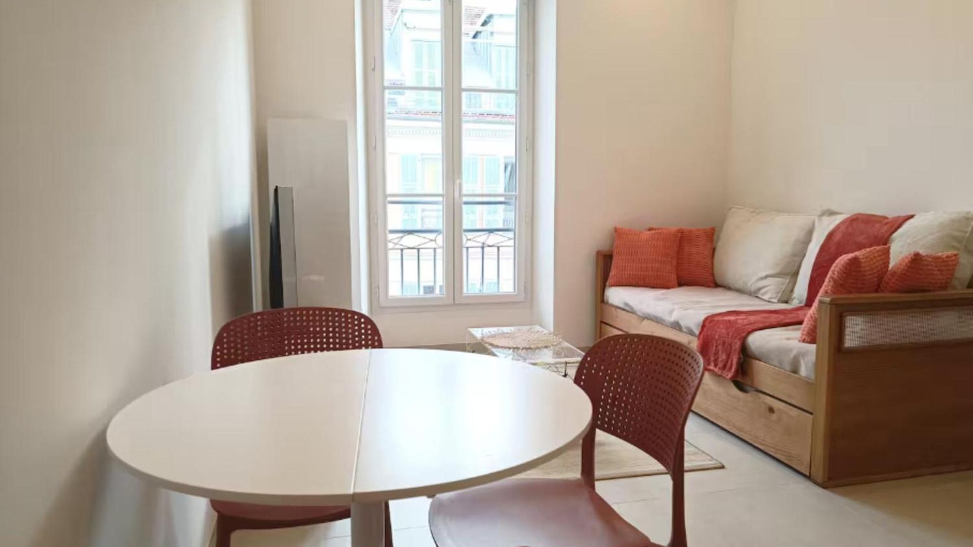 Modern And Unforgettable In The Heart Of Nice