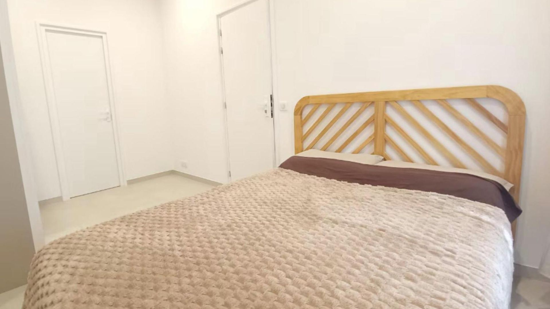 Modern And Unforgettable In The Heart Of * Nice