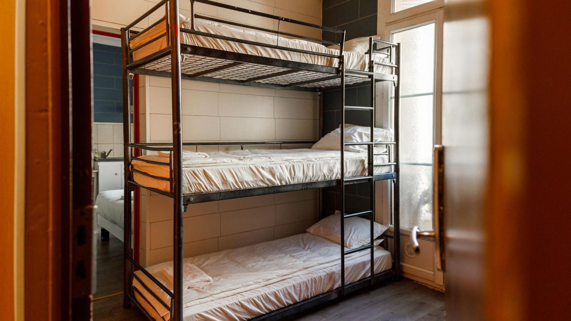 Hotel Simple - Fresh Start 2026