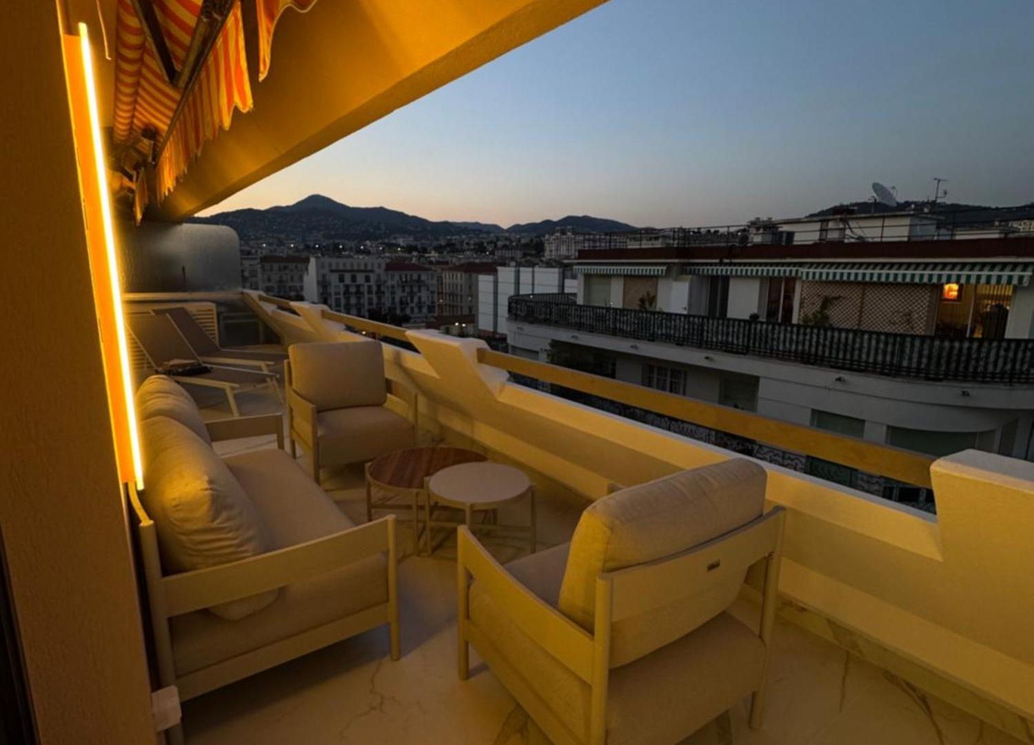 Terrasse 20m2 T2 Etoile - Hyper Centre Carre D'or