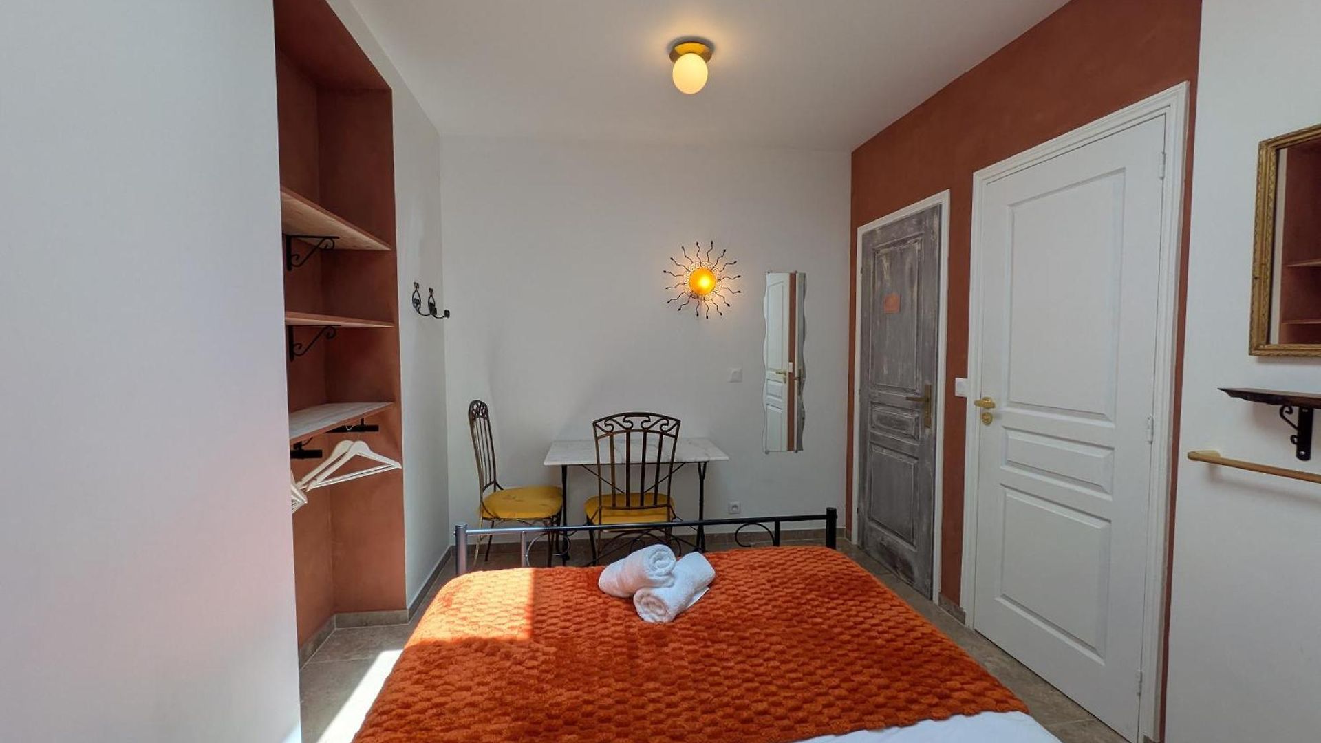 Dieu Be Guest house Nice