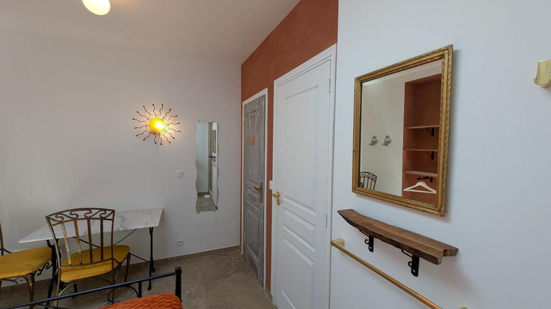 Guest house Dieu Be 3*