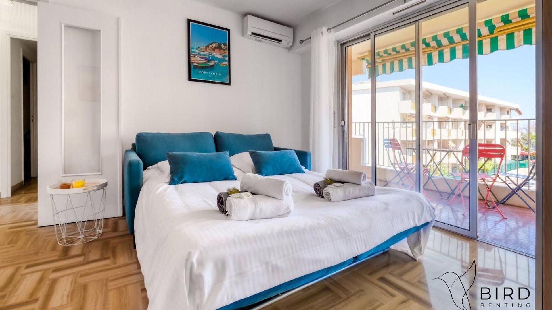 1br W Terrace & Parking Nice