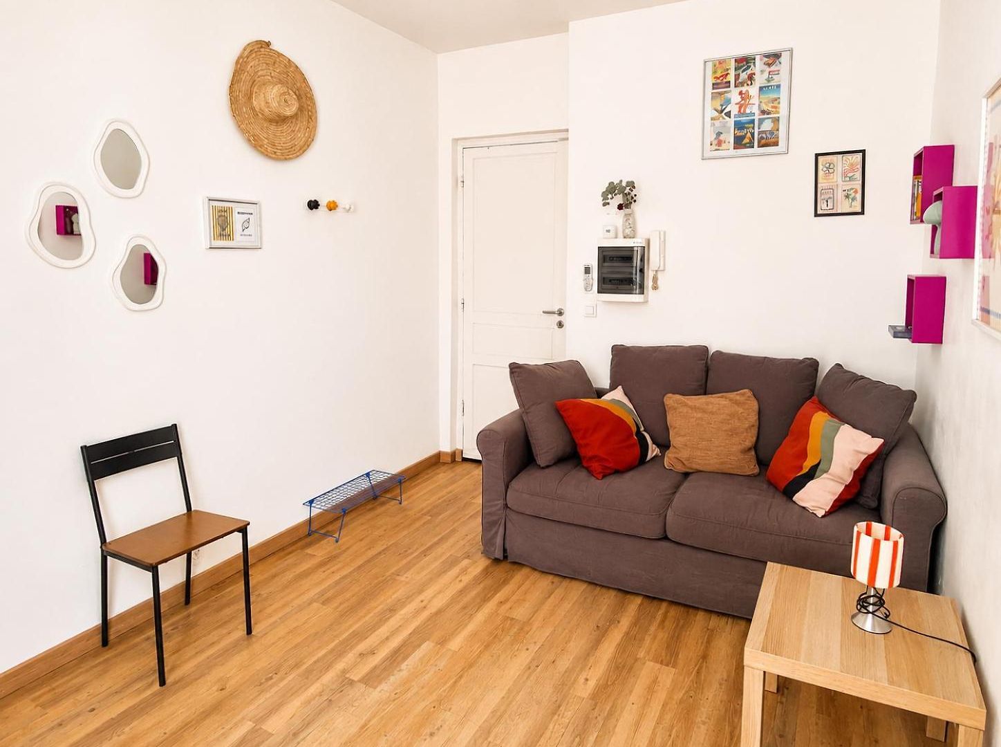 Studio, Downtown, Train Station, Wifi, Air Conditioning Apartment *