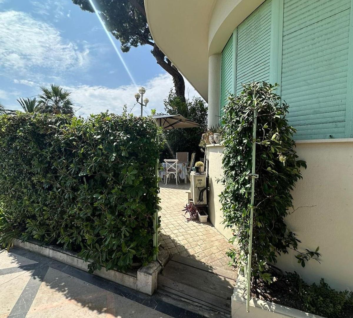 Garden House On The Promenade - Sea View Apartment Nice