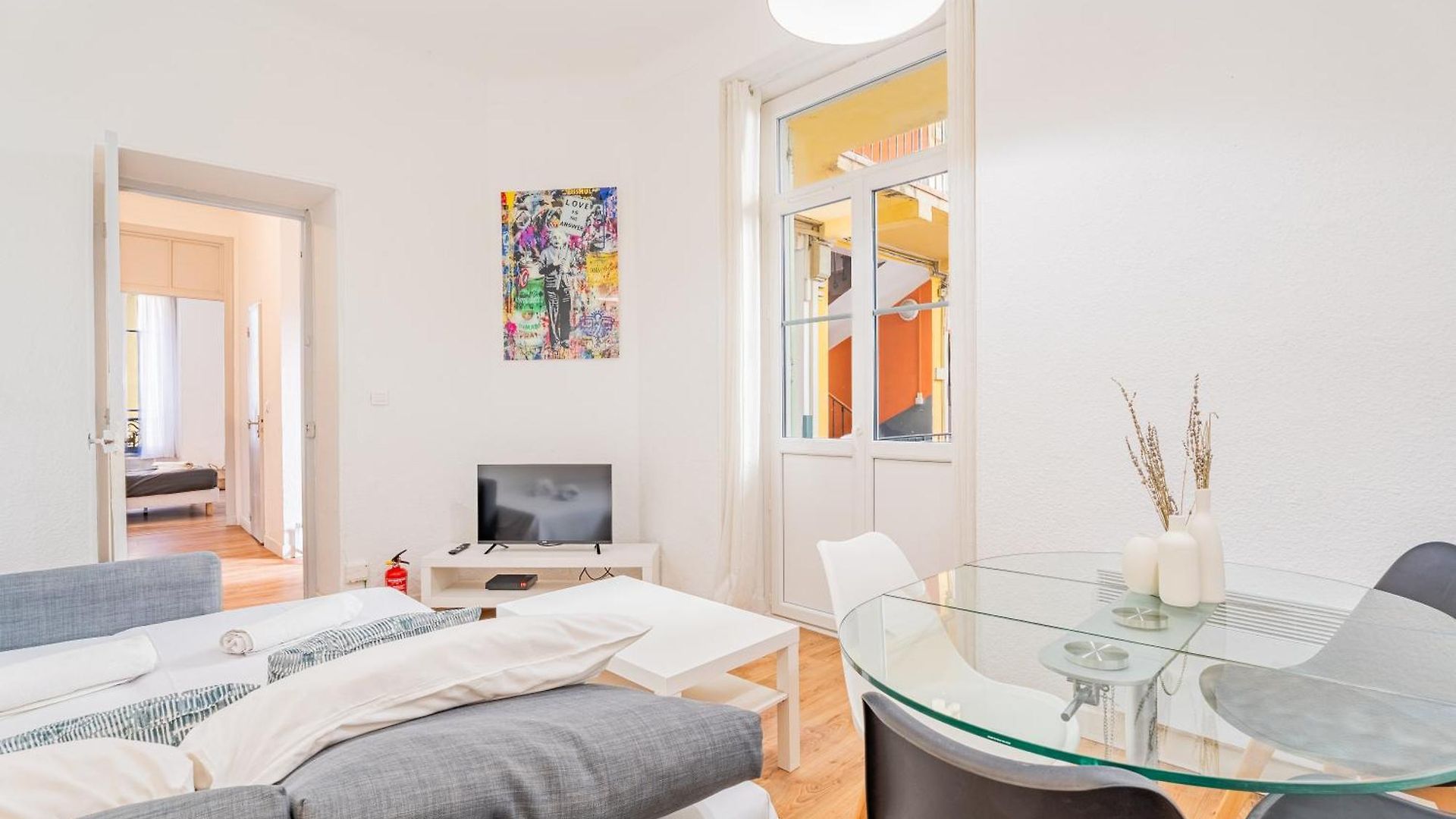Charming Port Of Flat 1 Apartment