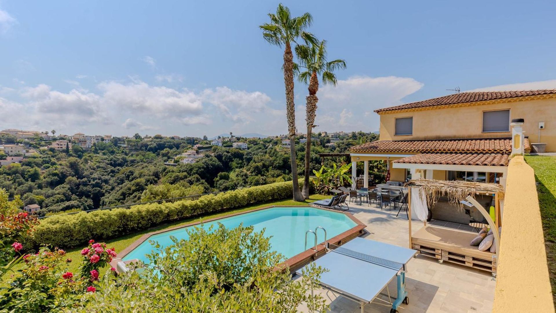 Apartment Bellet - De Charme, 4 Chambres, Plancha & Piscine