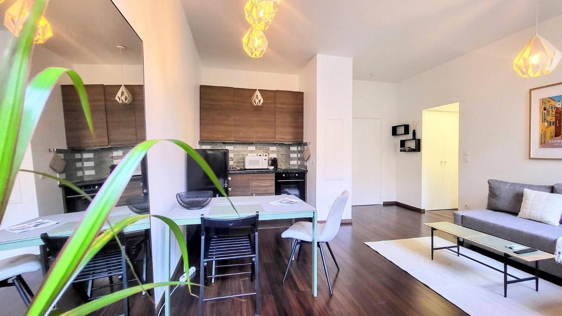 Apartment Wehost Clemenceau Sunny Palace 4 Pers 1 Bedroom Nice