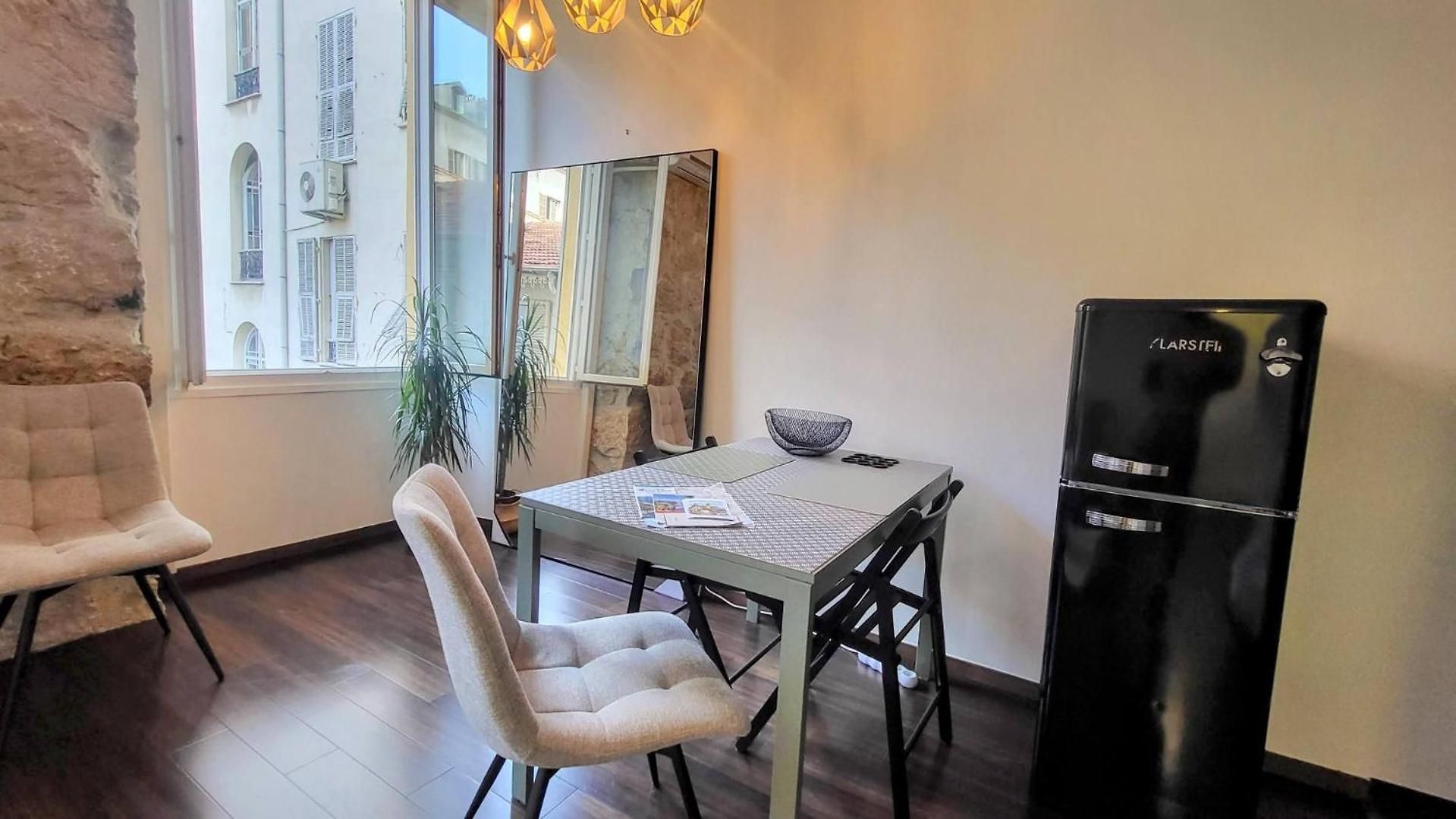 Apartment Wehost Clemenceau Sunny Palace 4 Pers 1 Bedroom Nice