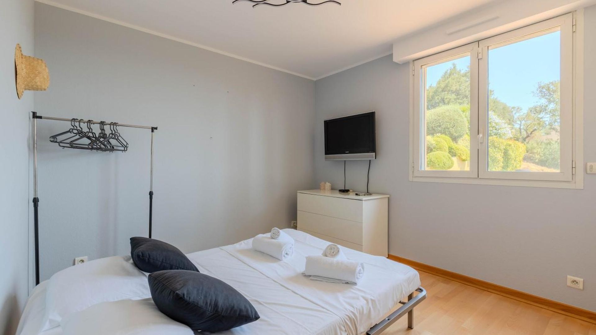Bellet - De Charme, 4 Chambres, Plancha & Piscine Nice
