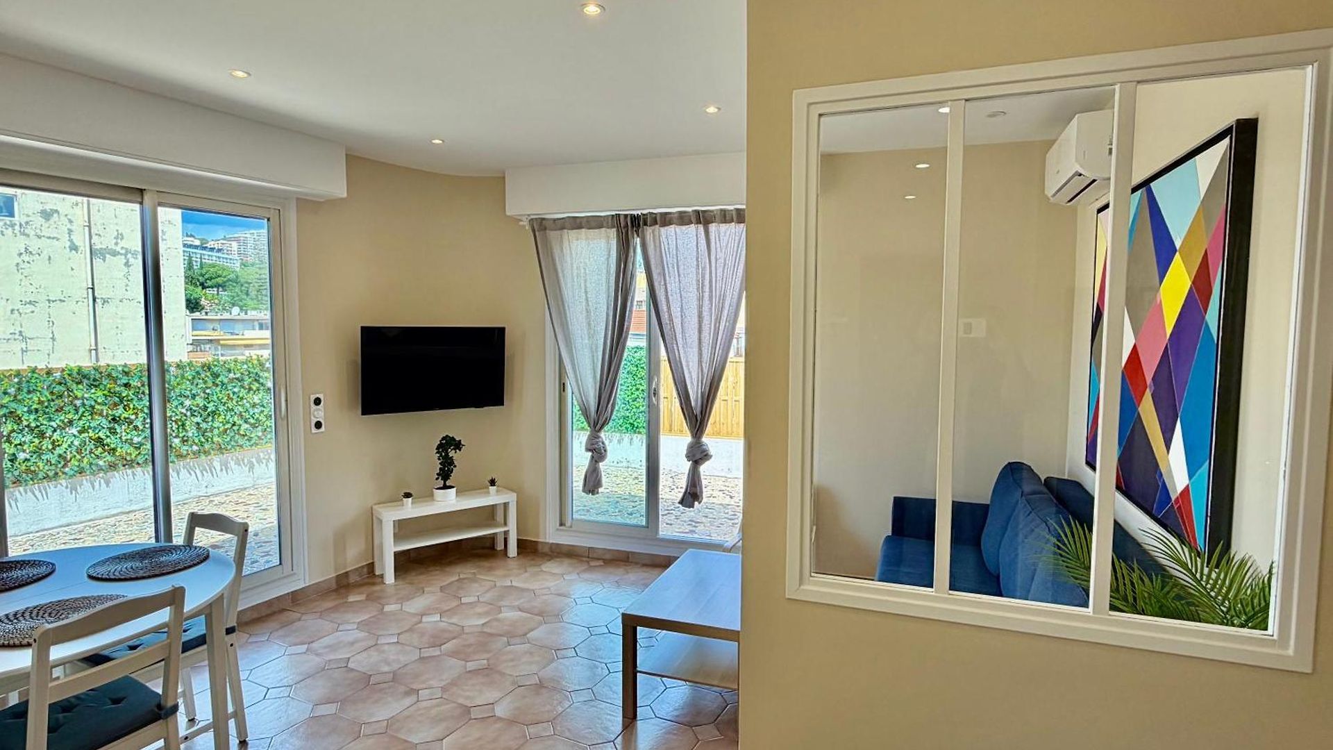 Promenade Des Californie Ac Apartment