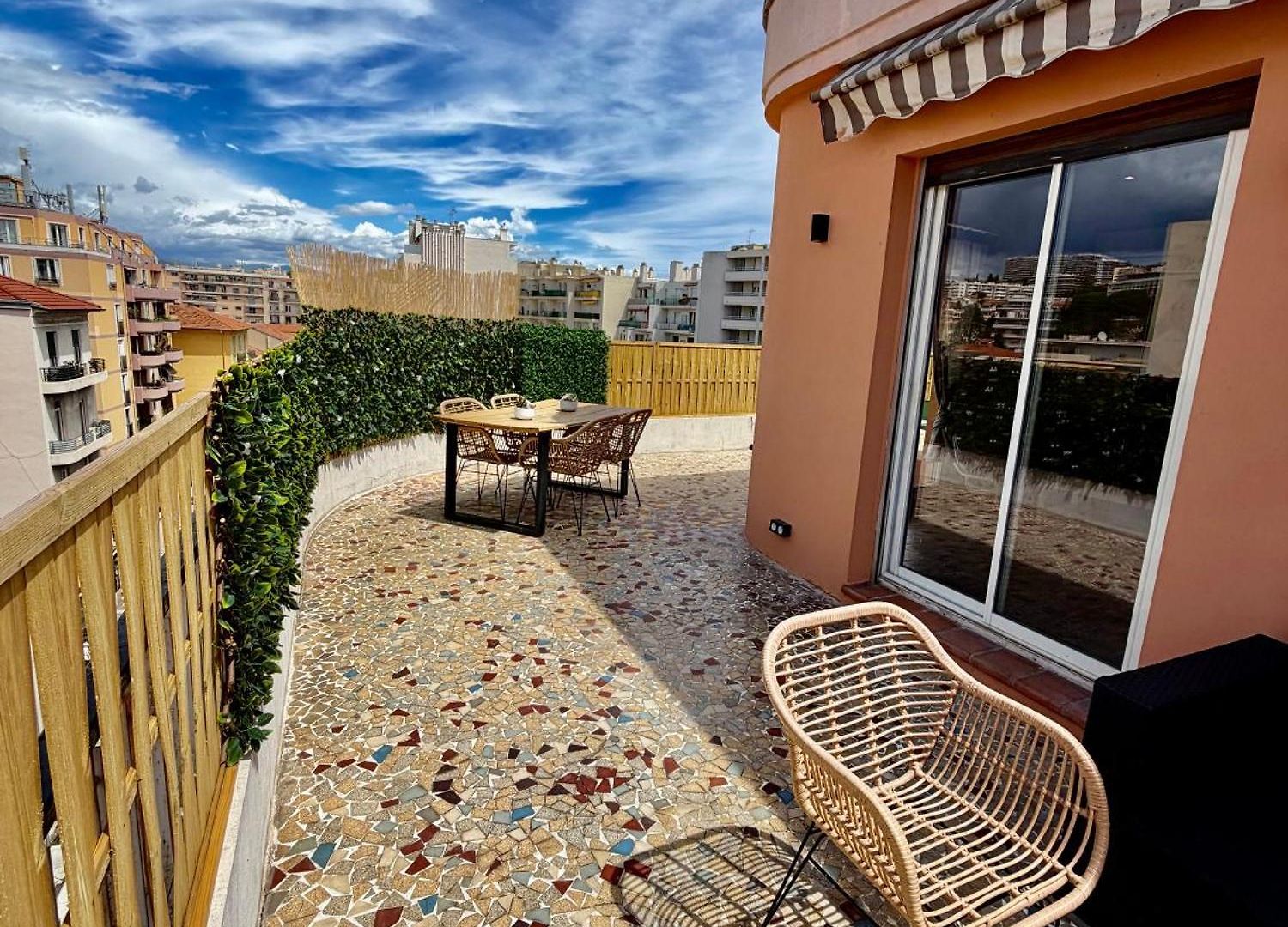 Promenade Des Californie Ac Apartment