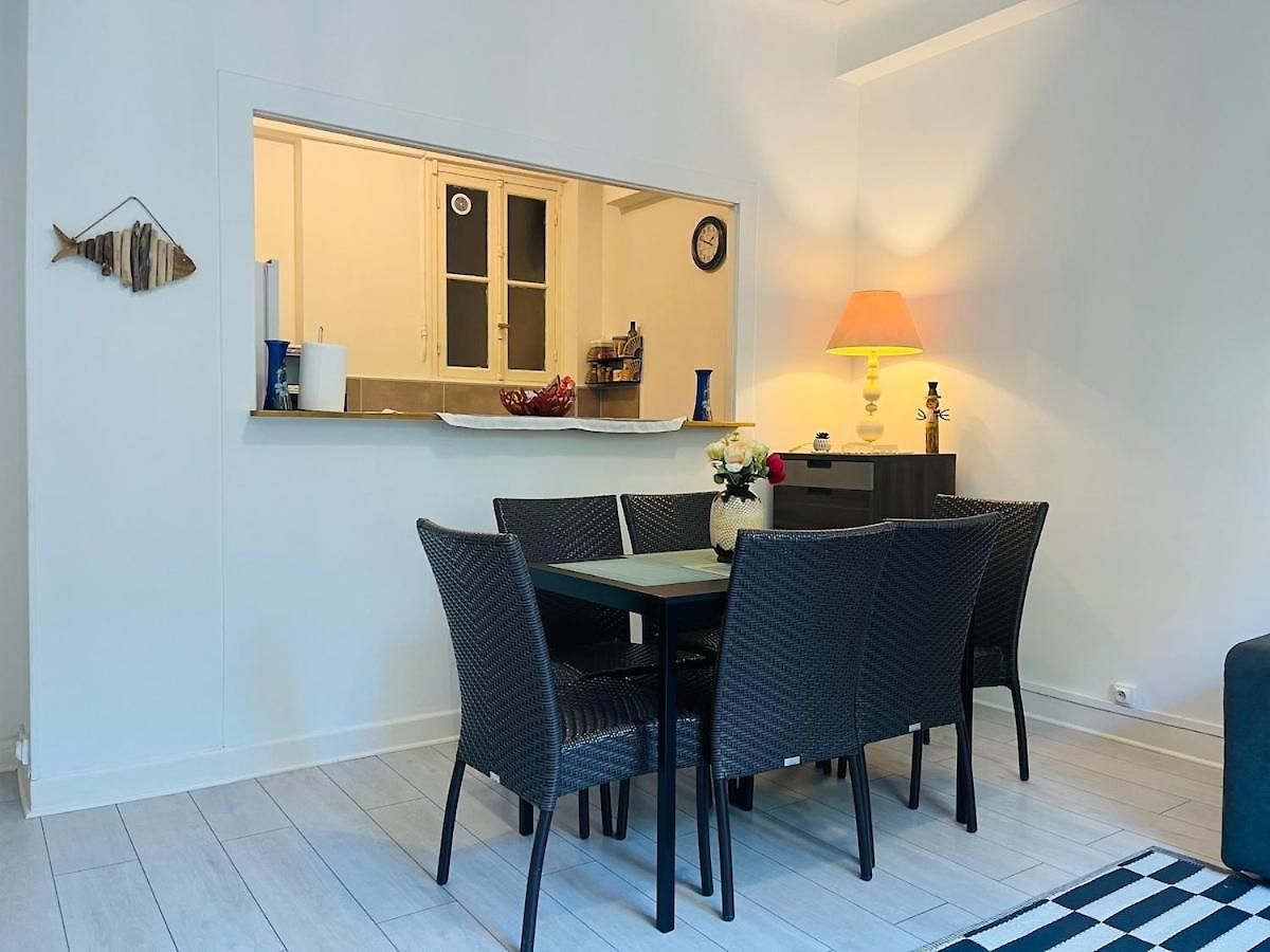 Large For 4 People Apartment Nice